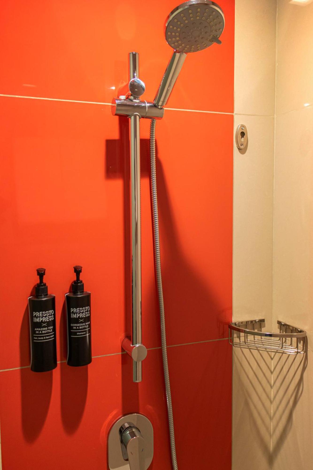 Ibis Styles Manila Araneta City Quezon City Exterior photo